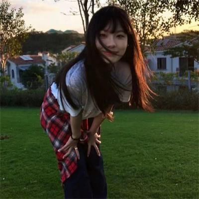 若草物语海报